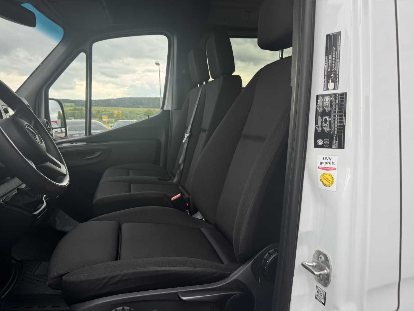 Fahrzeugabbildung Mercedes-Benz Sprinter 315 CDI DoKa/Mixto AHK3,5t Klima Kamera