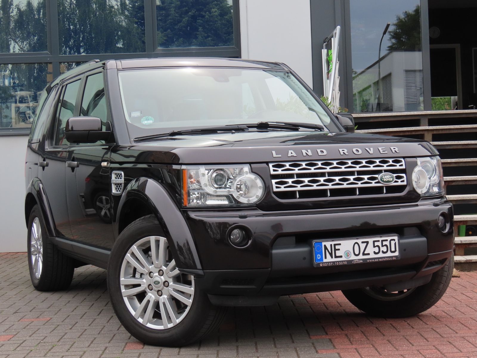 Land-Rover Discovery - 1