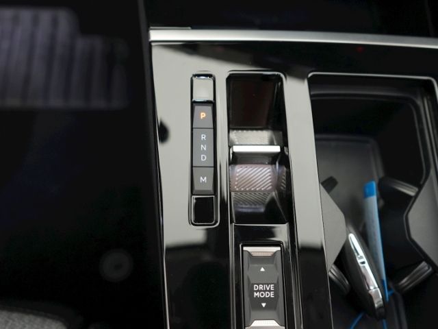 Astra L LIM. ELEGANCE AT+RÜCKFAHRKAMERA+CARPLAY+
