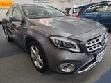 Mercedes-Benz GLA 200 Urban DCT,LED-High Perf.AHK,Kamera,Leder - Mercedes-Benz GLA 200 Gebrauchtwagen