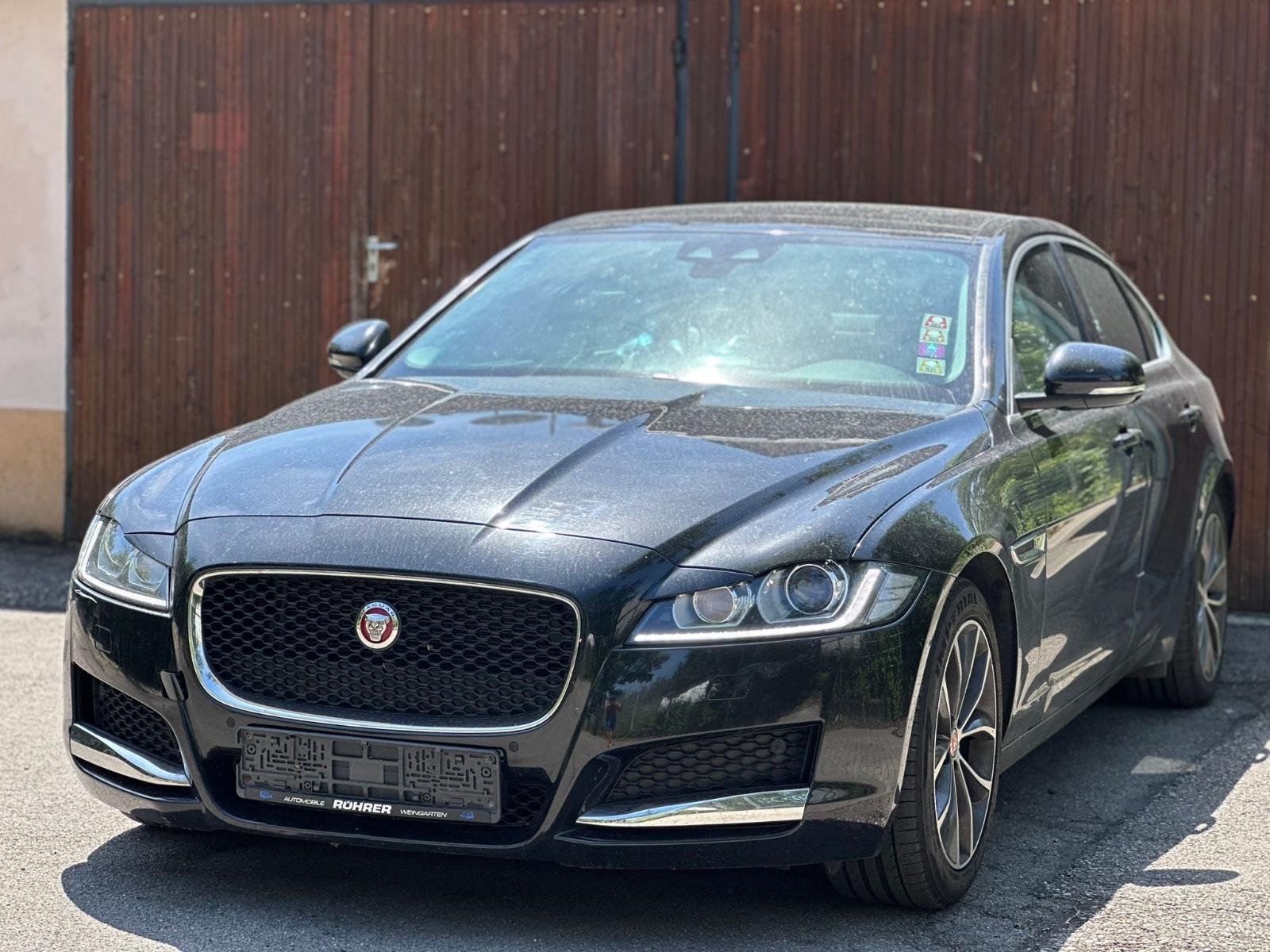 Jaguar XF 2.0d Prestige/2.Hand/Pano/R-Kamera/Euro6