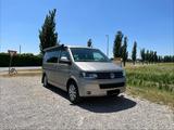 Volkswagen T5 California Bulli, high-end Aussta., Motor neu - Volkswagen T5: Motor