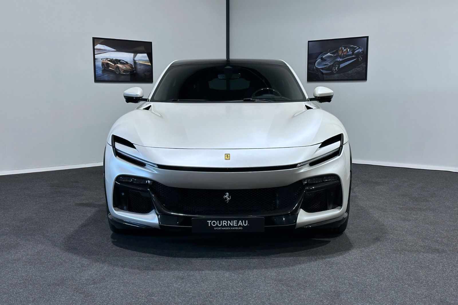 Fahrzeugabbildung Ferrari Purosangue | Carbon | Panorama | Massage Seats