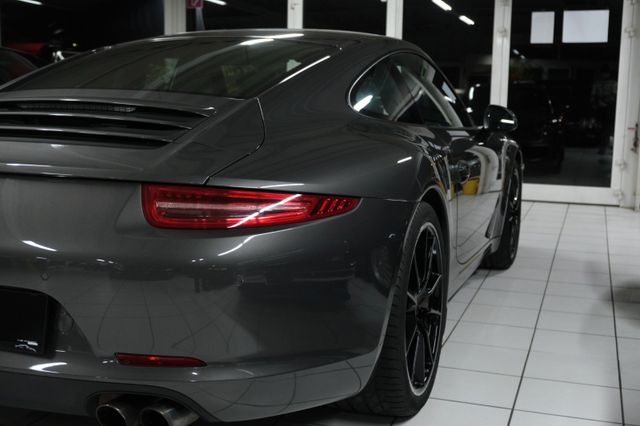 Fahrzeugabbildung Porsche 991 Carrera S Coupé/SportAGA/SD/Schalter