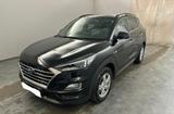 Hyundai Tucson 1.6 CRDi Premium 2WD 1 Hand - Hyundai TUCSON Gebrauchtwagen in Nürnberg