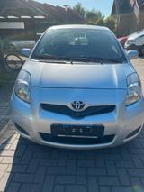 Toyota Auto Toyota Yaris 2011 - Toyota Yaris Gebrauchtwagen in Oldenburg