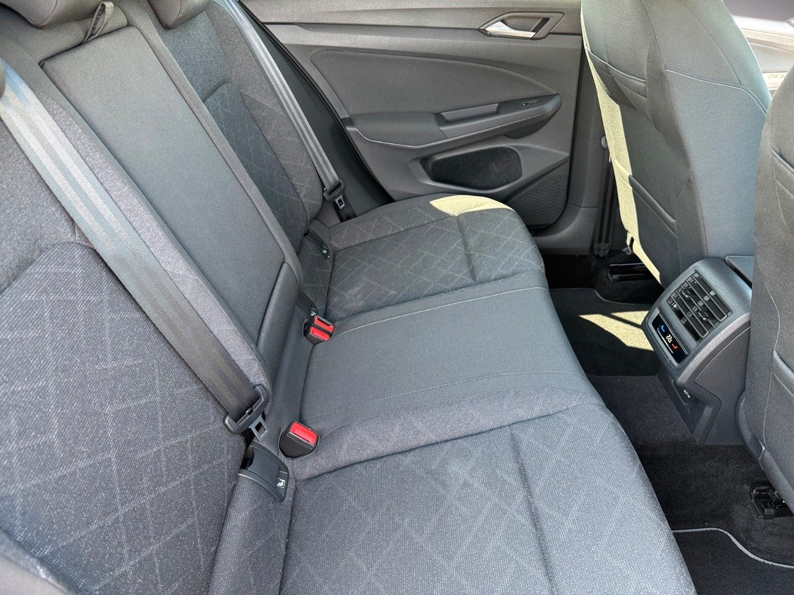 Volkswagen Golf VIII Lim. Life 1.0 eTSI, миниатюра 20