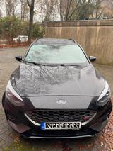 Ford Focus Turnier 2,3 EcoBoost ST Styling,Pano,AHK - Ford Focus: Styling