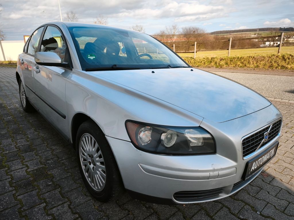 Volvo S40