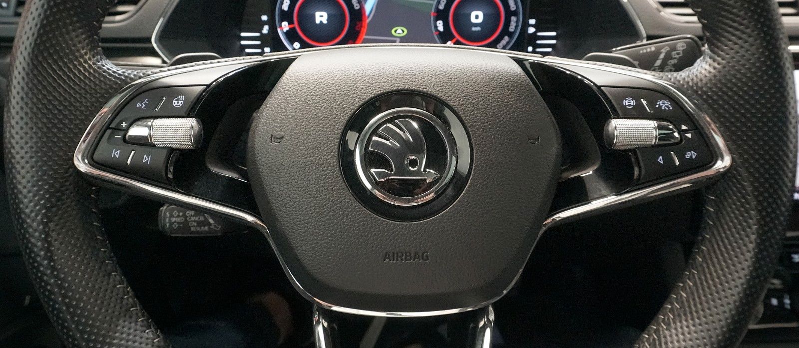 Skoda Superb Combi 2.0 TSI Sportline 4x4*ACC*AHK*STDHZ foto 14