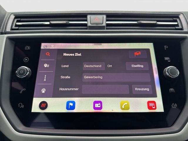 Arona 1.0 TSI DSG XCELLENCE NAVI ACC LED SHZ DAB
