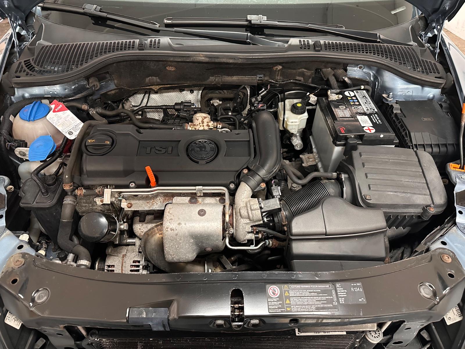 Skoda Octavia 2011 — photo 14