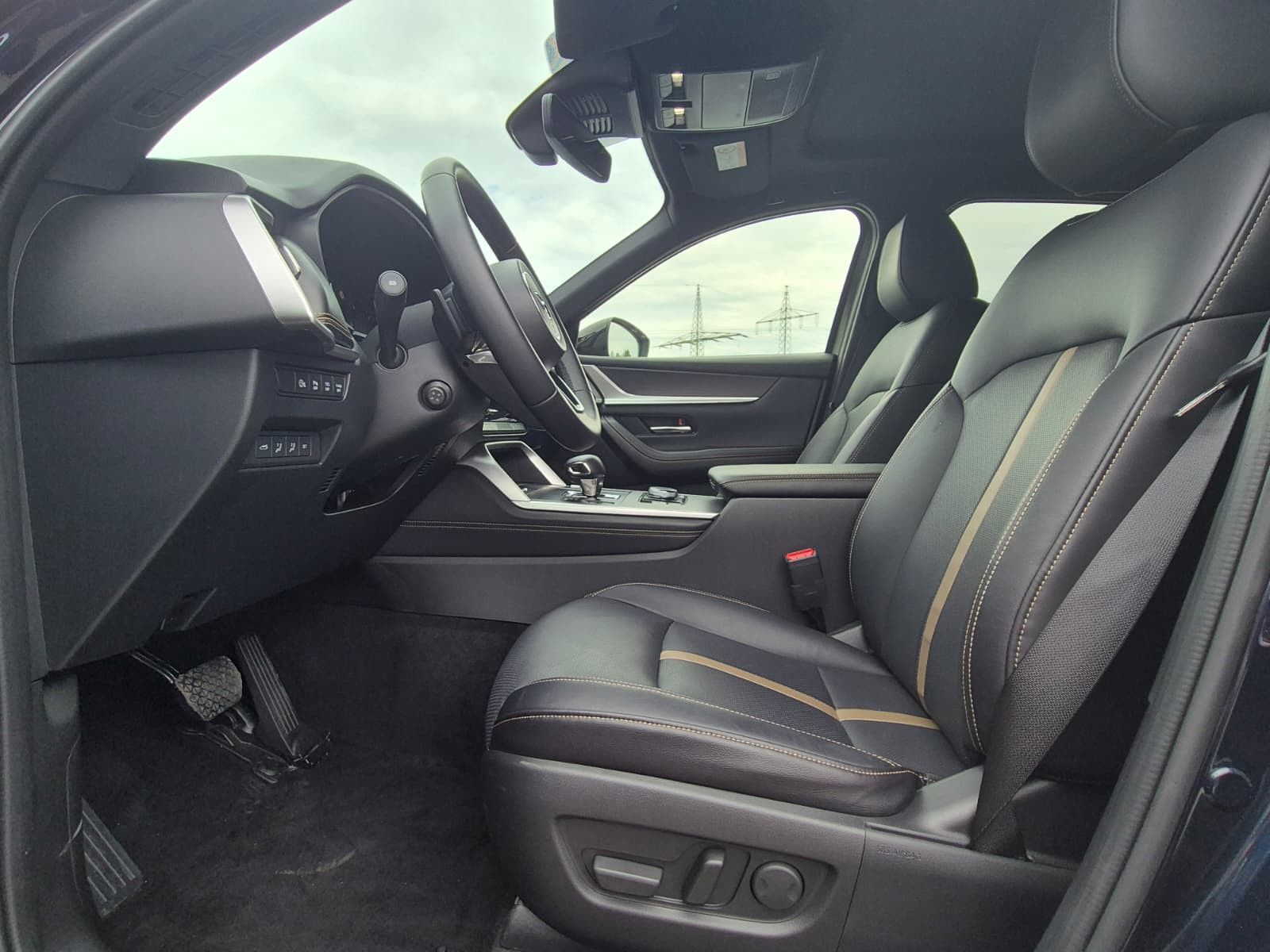 Fahrzeugabbildung Mazda CX-60 Homura+ AWD PANO*HUD*MATRIX*BOSE*360°MEMOR