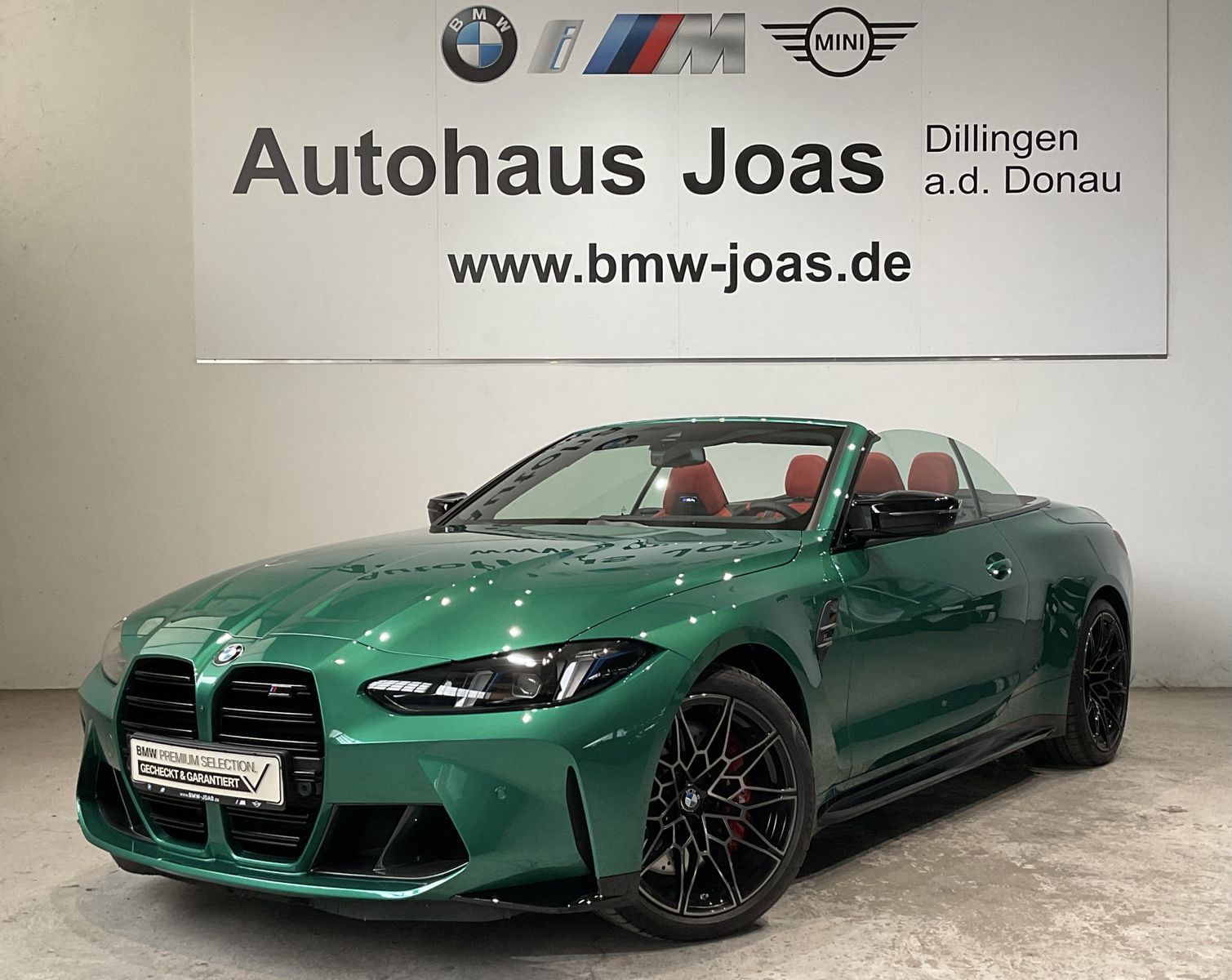 Fahrzeugeinzelansicht 4 Fahrzeugabbildung BMW M4 Cabrio Competition Cabrio mit M xDrive