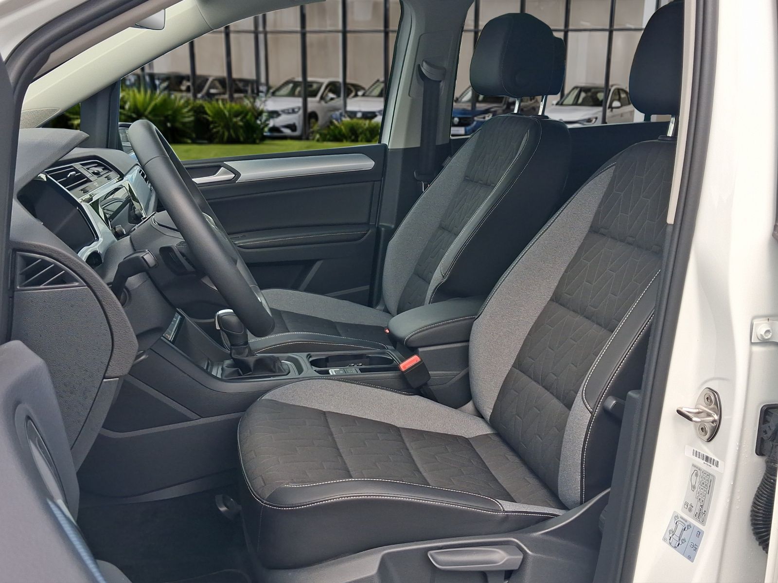 Volkswagen Touran - Bild 6