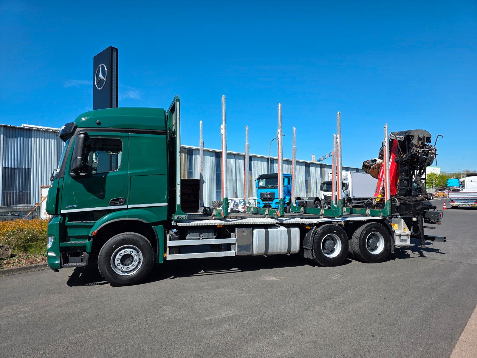 Fahrzeugabbildung Mercedes-Benz Arocs 2651 L 6x4 Cranab TZ12.2 (9,3)