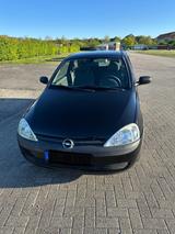 Opel Corsa 1.2  mit Klimaanlage  - Opel Corsa aus 2002: 1.2