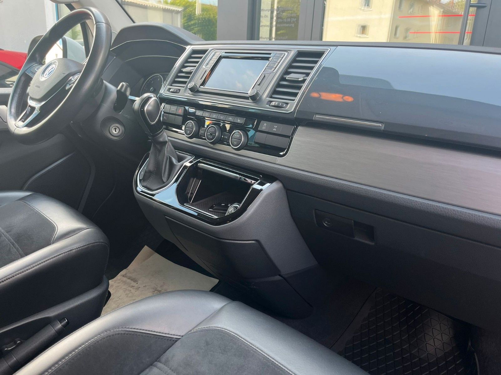 Fahrzeugabbildung Volkswagen T6 Multivan 2.0TDI 4Motion Comfortline*RFK*AHK*