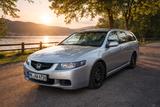 Honda Accord Tourer 2.0 Sport - Honda Accord mit Benzin-Antrieb: Kombi, 2.0