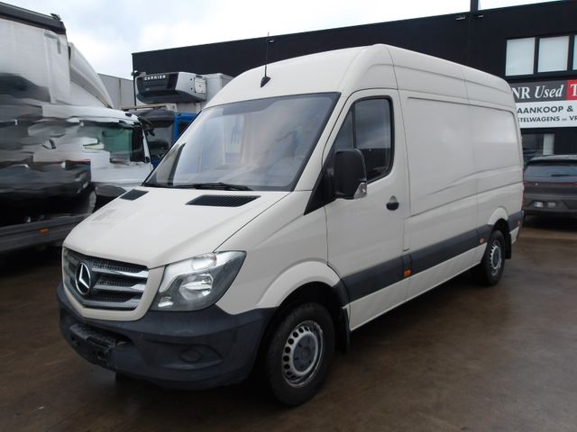 Mercedes-Benz Sprinter 311 (738)