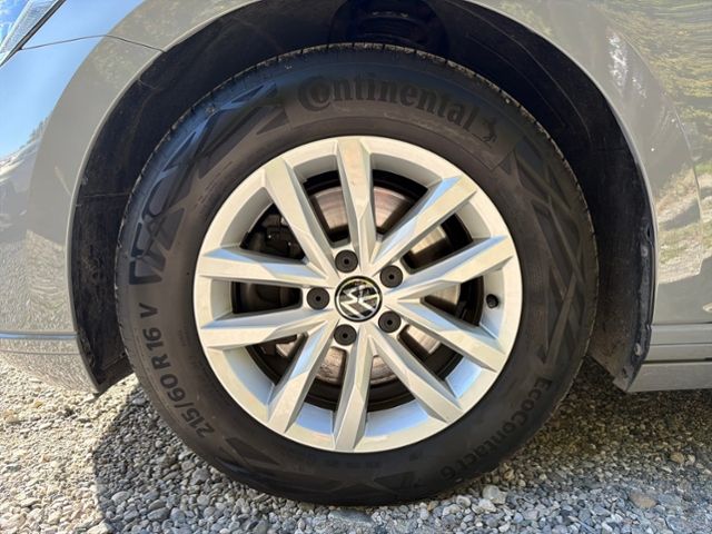 Fahrzeugabbildung Volkswagen Passat Variant 2.0 TDI BUSINESS LED-MATRIX ELEKT