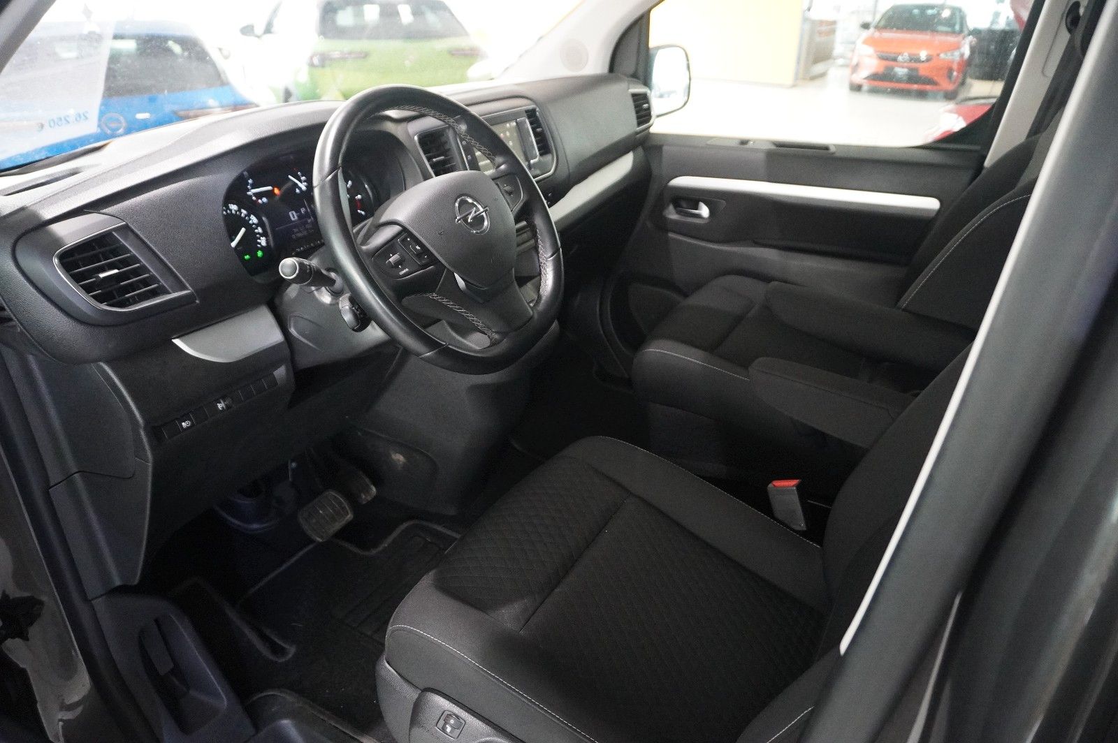 Fahrzeugabbildung Opel Zafira Life 2.0D "L" EDIT. 8-SITZE NAVI/LED/AHK