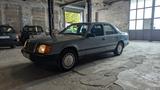 Mercedes-Benz W124 200 H-Kennzeichen - Mercedes-Benz 200 in Aachen