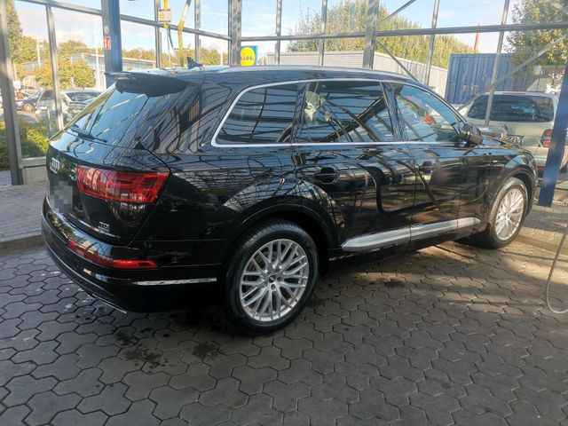 Audi Q7 3.0 TDI S-Line Standheizung HeadUp...