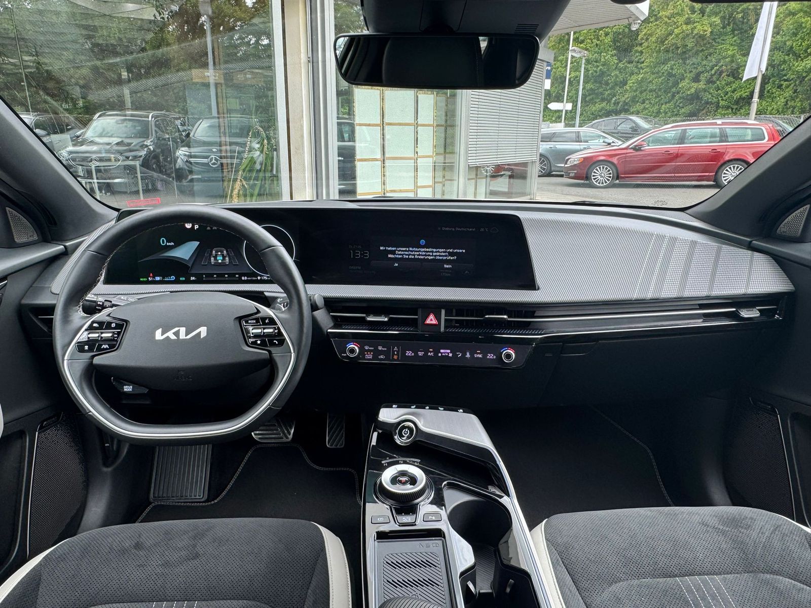 Fahrzeugabbildung Kia EV6 GT-Line 4WD WERKSGA+PANO+MEMO+HEAD+ACC+360°