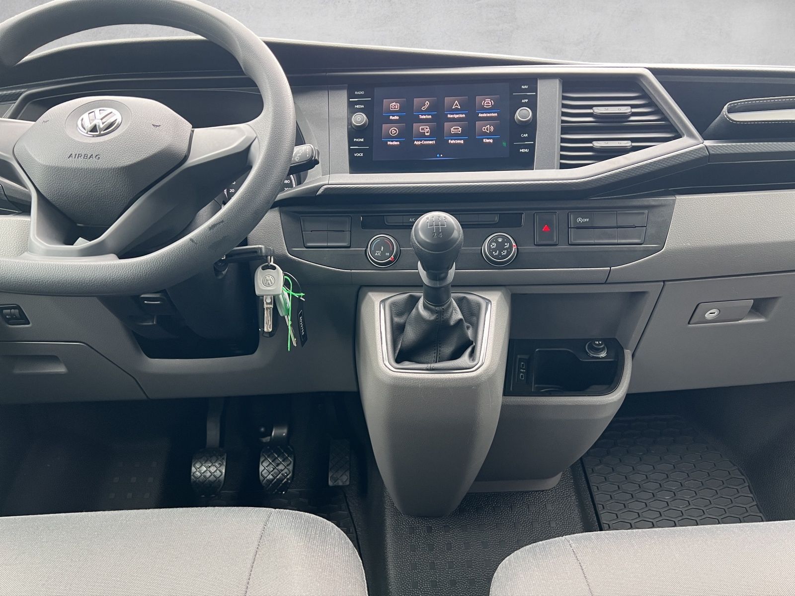 Volkswagen T6 Kombi - Bild 21