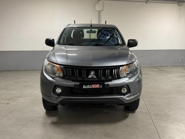 Mitsubishi MITSUBISHI L200 2.4 DI-D/154CV Club Cab Invite