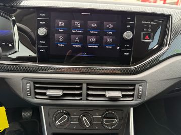 Volkswagen Polo VI Life+VirtualC+Shz+Klima