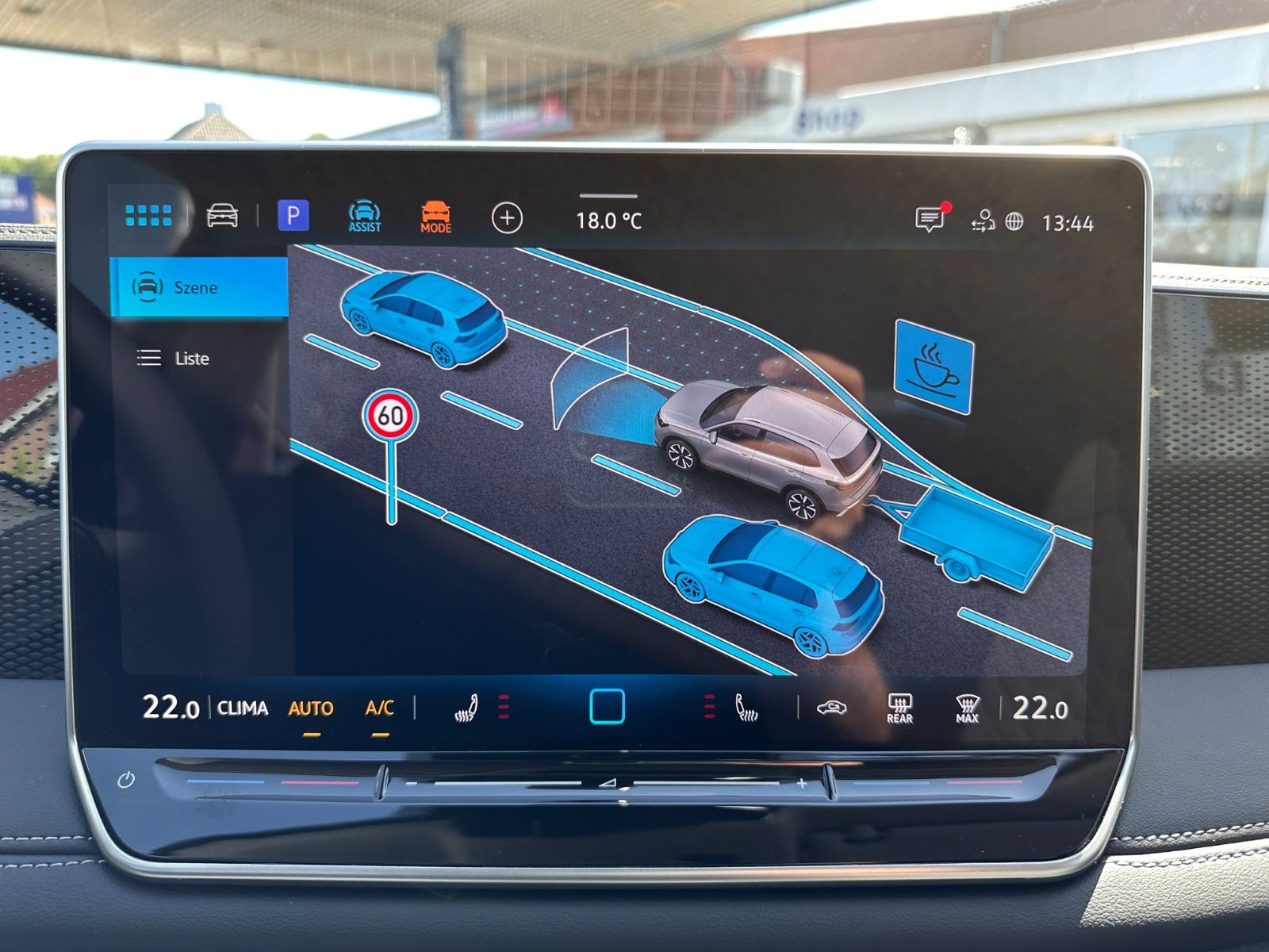 Fahrzeugabbildung Volkswagen Tiguan 1.5 eTSI Life DSG AHK/ACC/APP/LED+/360°