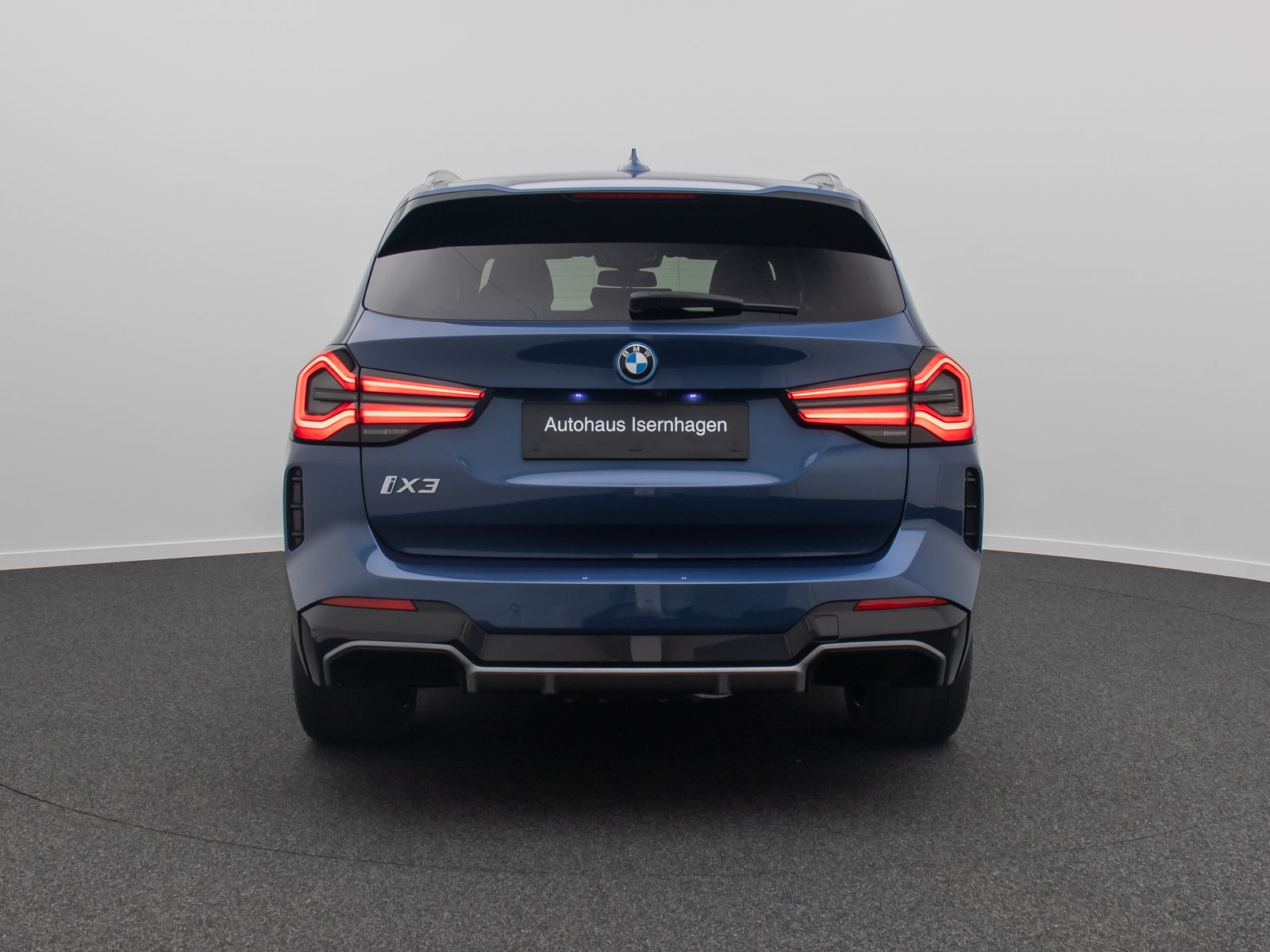 Fahrzeugabbildung BMW iX3 Impressive M Sport Panorama 360°HUD DAB H/K