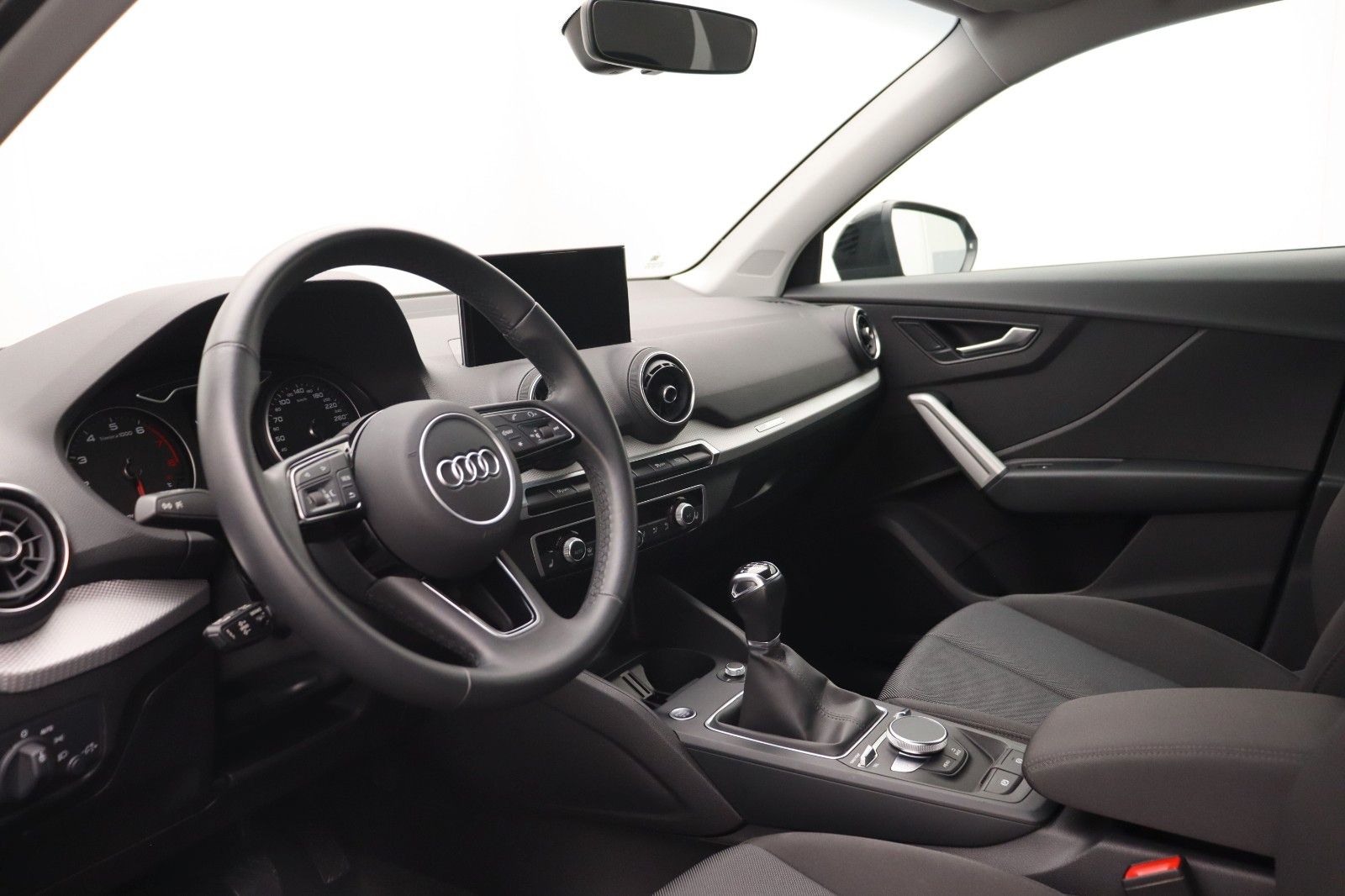 Fahrzeugabbildung Audi Q2 30 TFS Navi Kamera LED ACC