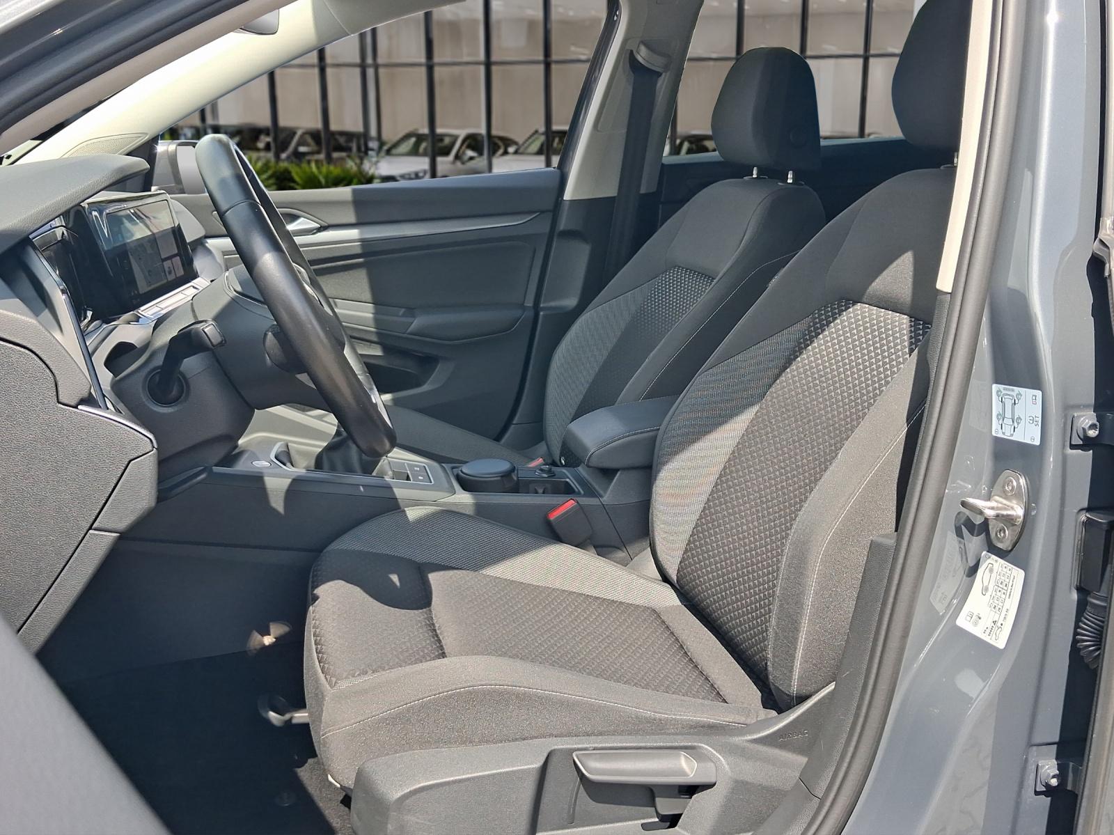 Volkswagen Golf 1,5 l TSI 6-Gang Active, миниатюра 6