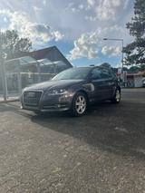 Audi A3 Sportback*1.Hand*8FACH BEREIFT*1.6... - Audi A3 aus 2011: 1.6