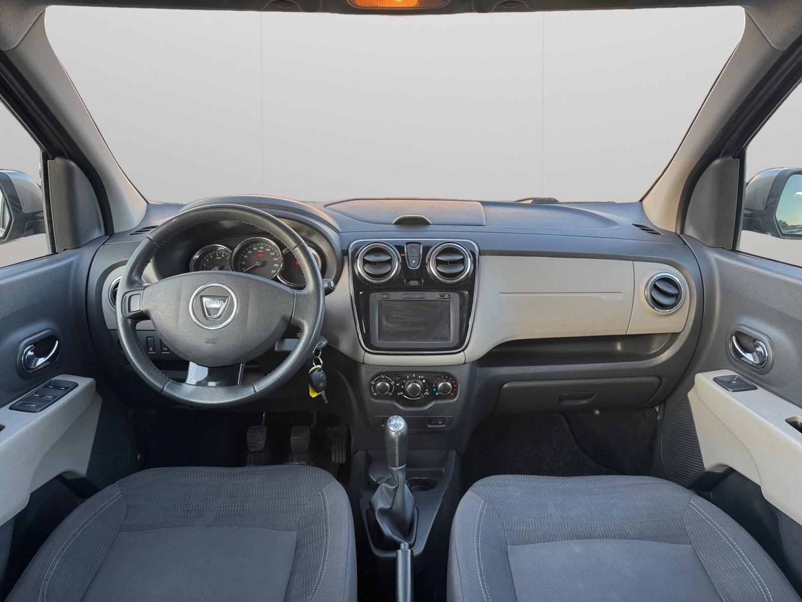 Dacia Lodgy 2013 — photo 11