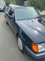 Mercedes-Benz W124 230E Mercedes - Mercedes-Benz 230: W124 230e