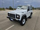 Land Rover LAND ROVER Defender 90 2.2 TD4 Station Wagon N1 - Land Rover Defender: 2.4