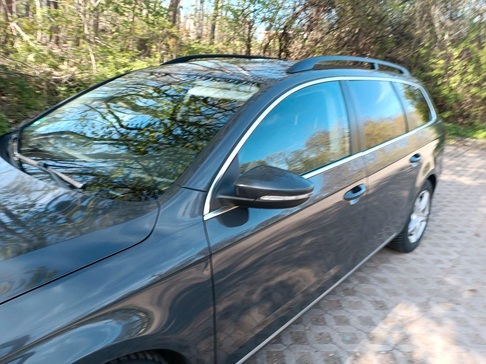 Volkswagen Passat 2012 — photo 11