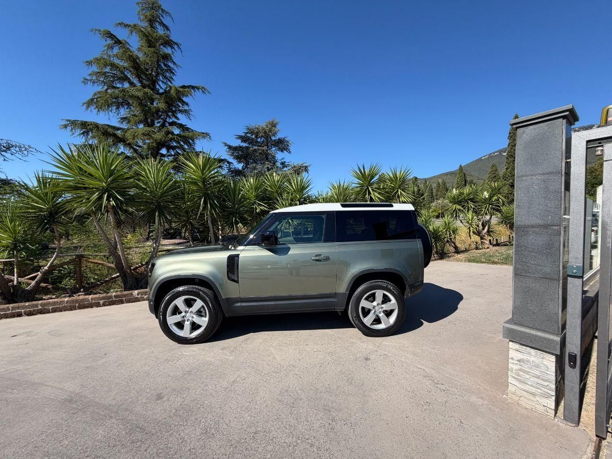 Land Rover LAND ROVER - Defender - 90 3.0D I6 200 CV X-Dyna imagem 2