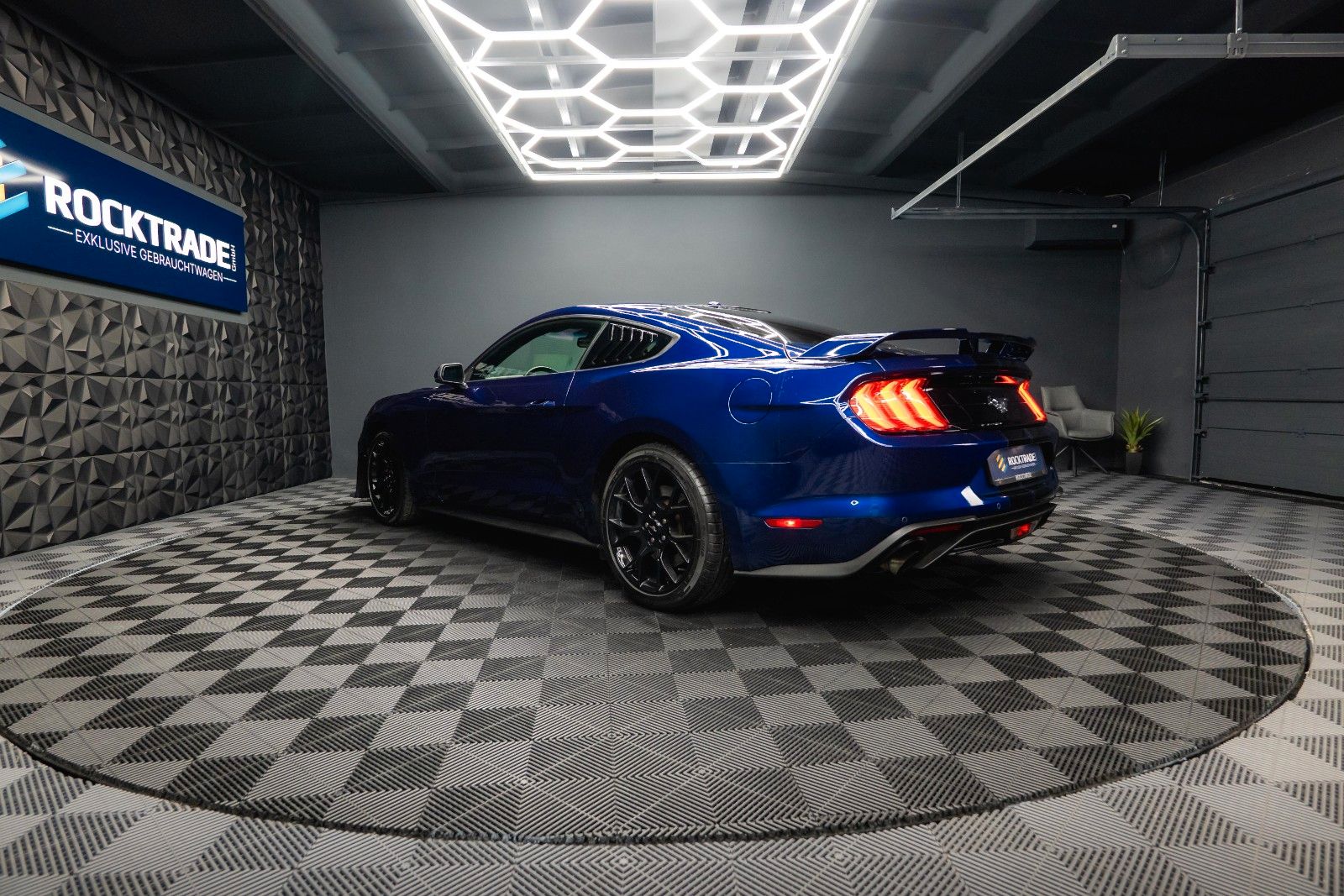 Fahrzeugabbildung Ford Mustang Shelby GT 500 Coupe Performance PREMIUM