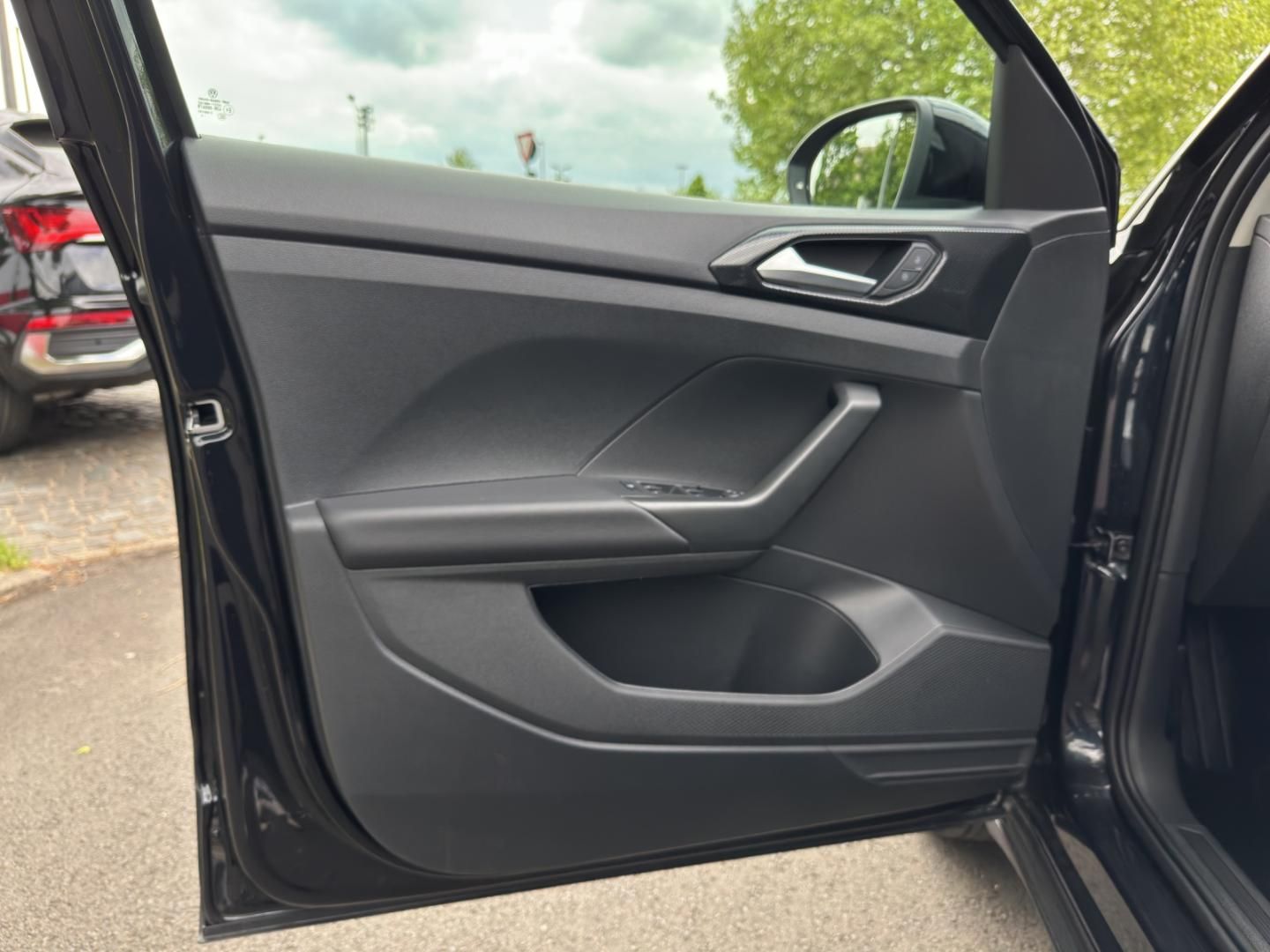 Fahrzeugabbildung Volkswagen T-Cross Life 1.0 TSI DSG,NAVI,ACC,SH,Climatronic