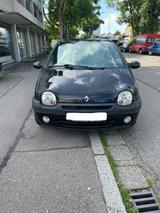 Renault Twingo 1.2 16V - Renault Twingo Gebrauchtwagen in Freiburg