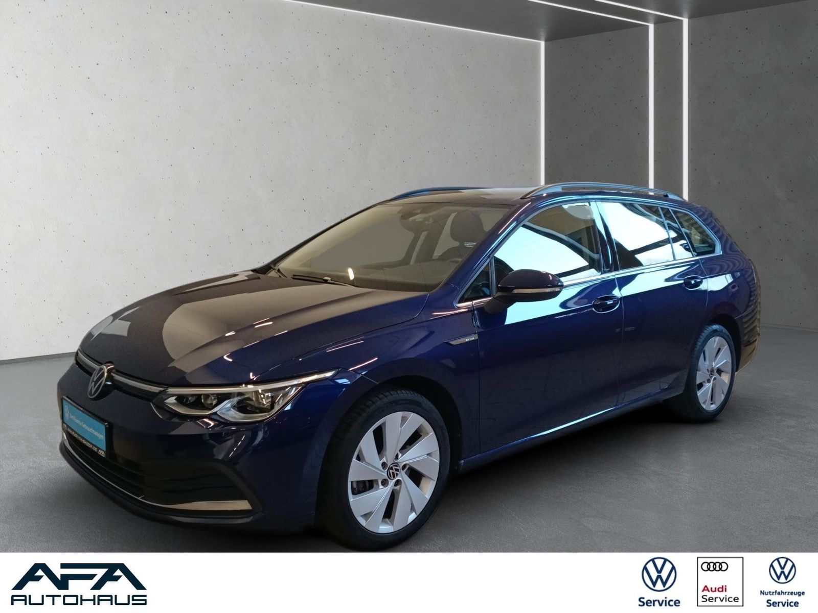 Volkswagen Golf VIII Var. 2.0 TSI STYLE DSG NAV*LED*RFK*ACC