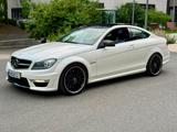 Mercedes-Benz C 63 AMG Coupé Autom. AMG Dt.Fzg./Pano/H&K/Totw. - Mercedes-Benz C 63 AMG in Nürnberg