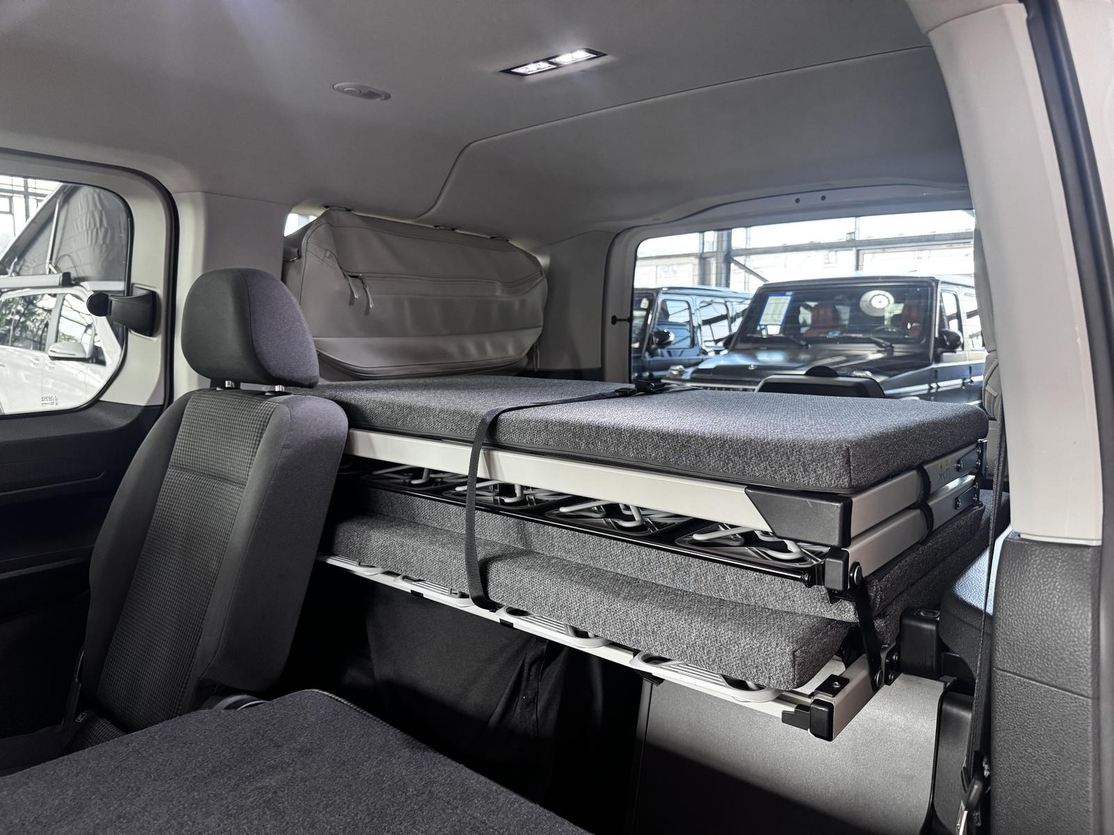Volkswagen Caddy Maxi California Camper R.Cam Standheizung 