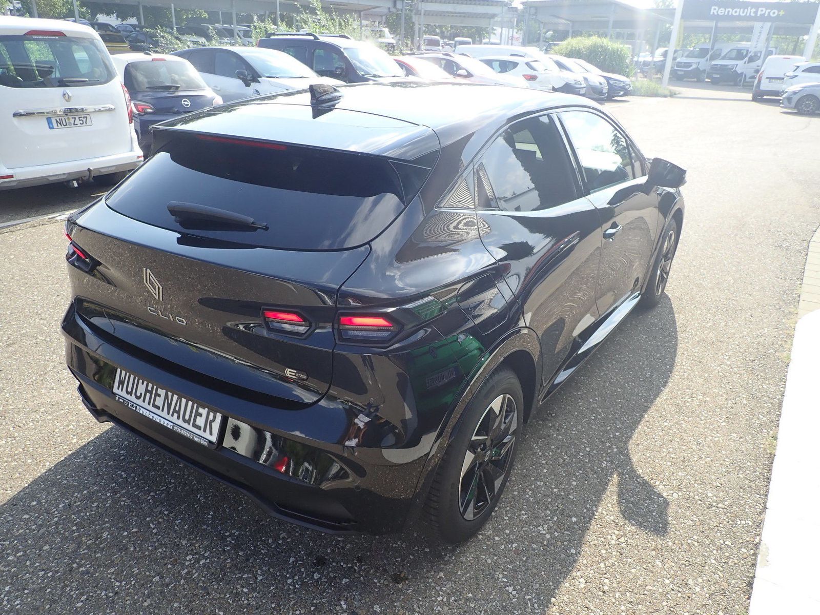 Fahrzeugabbildung Renault Clio Techno Full Hybrid E-Tech 160