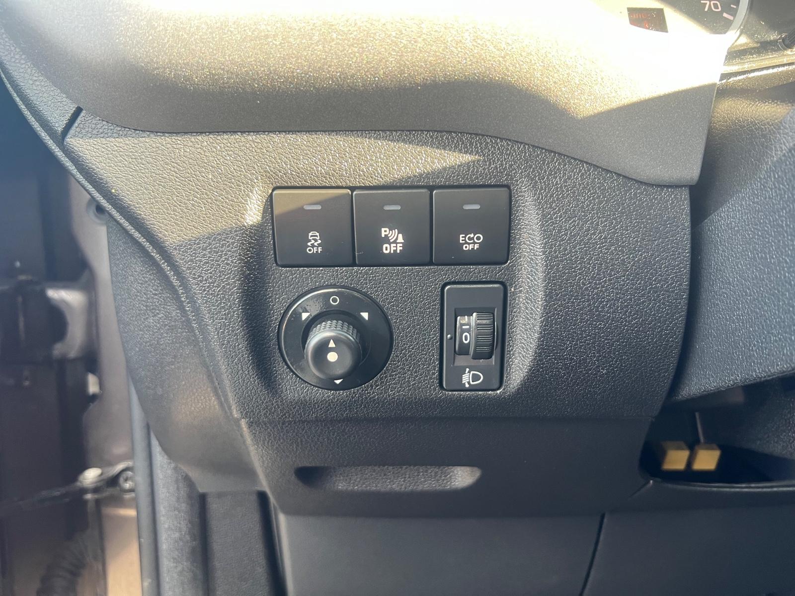 Peugeot Partner Tepee Active Automatik SHZ Klima Tempoma